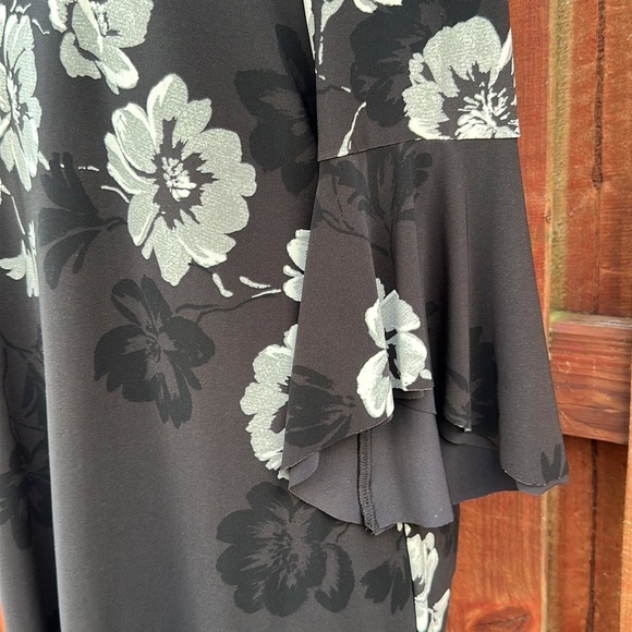 Lauren by Ralph Lauren Women's Floral-Print Flutter Sleeve Dress Size 10 - Picture 7 of 13